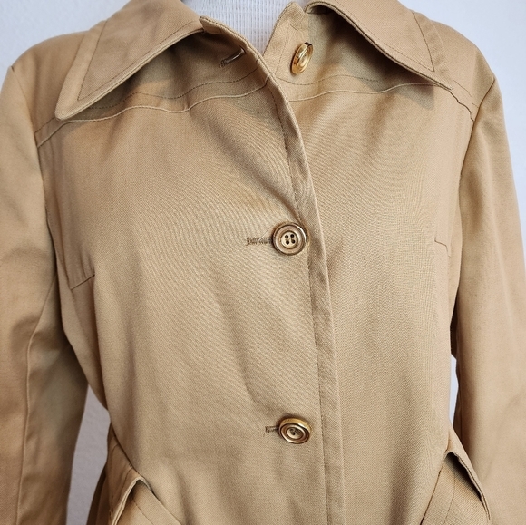 London Fog Vintage 1970's Yellow Pointed Collar Button Front Waist Tie Rain Coat - Picture 3 of 8